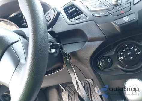 2015 Ford Fiesta S z USA, uszkodzony, nr VIN 3FADP4TJ6FM165250